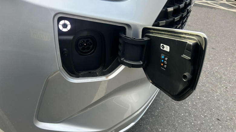 Ford Tourneo Custom 340 L2 Petrol Fwd 2.5 PHEV 232ps H1 Titanium 8 seater Auto